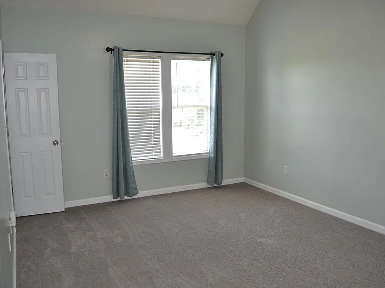 1321 E Stone Arch Dr — Photo 15