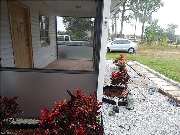 3rd image of 12104 Suncrest Ln