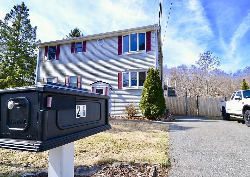 1st image of 21 Vista Dr