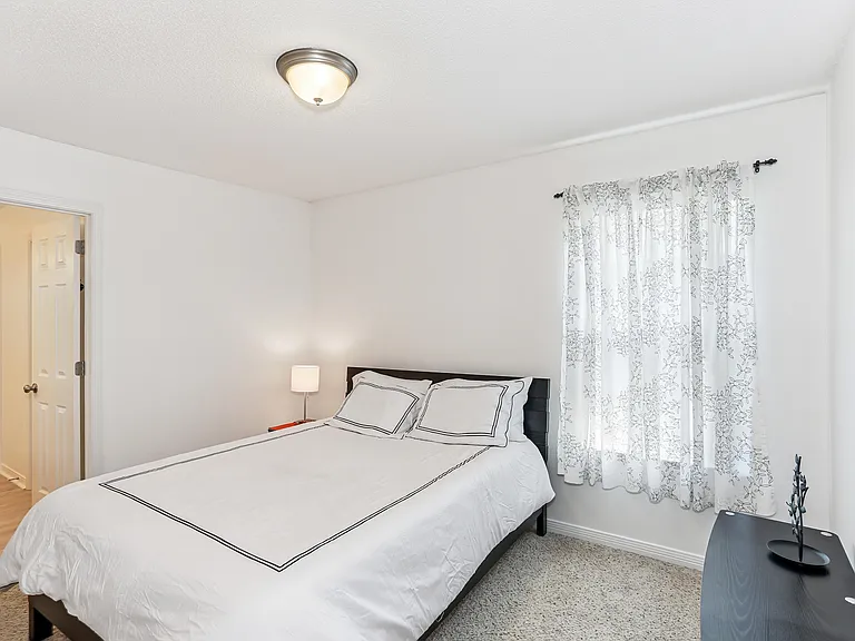 1676 Cedrus Ln — Photo 16