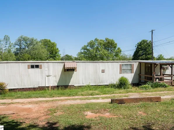 624 Raytown Dr, Chesnee, SC 29323