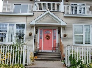 231 Cabot St APT 1, Holyoke, MA 01040