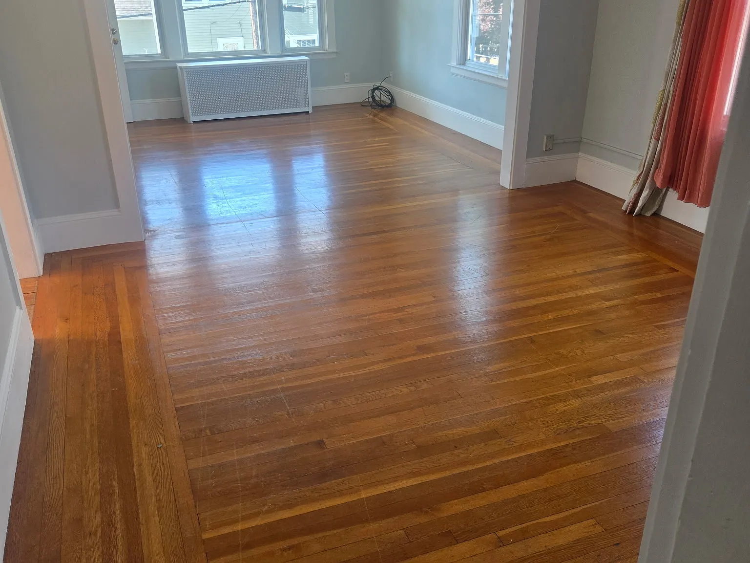 2 bed, 1300 sqft, $2,100 — Photo 3