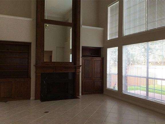 3rd image of 3217 Kimble Dr