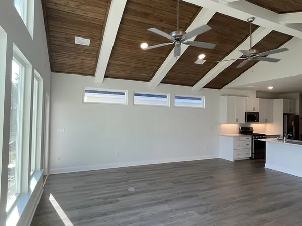 5658 Native Oak Dr, Tallahassee, FL 32317