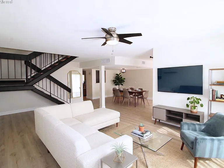 7921 E San Miguel Ave #1 — Photo 2