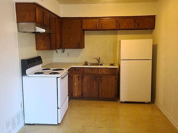 3rd image of 605 Atkinson Ave Unit 3