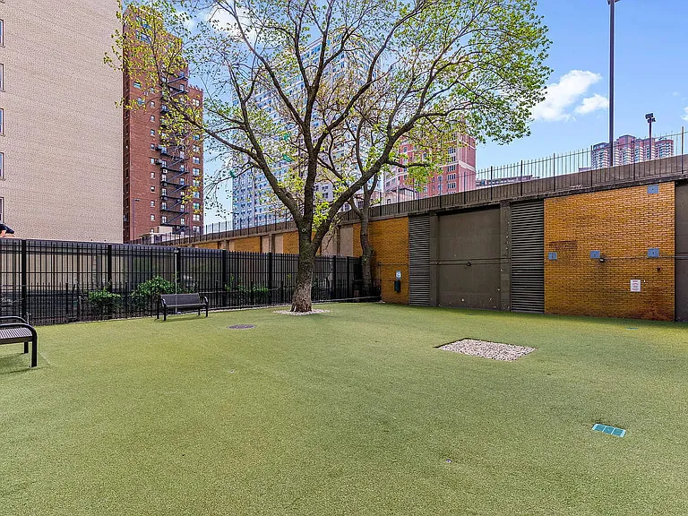 655 W Irving Park Rd #3810 — Photo 35