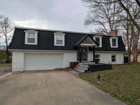 791 Apache Dr, Forsyth, IL 62535