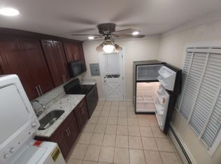 35 Academy Ln, Levittown, NY 11756