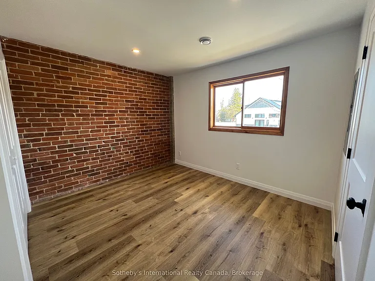 22 Melville St #A — Photo 10