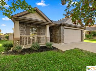 300 Falcon Ln, Leander, TX 78641