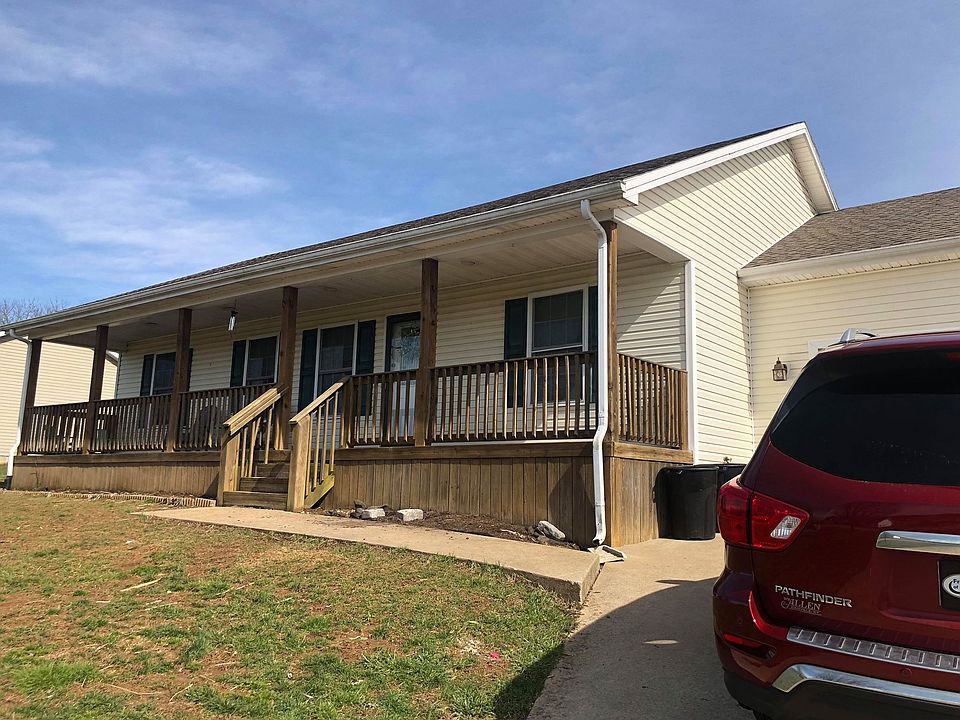 1st image of 516 Tanner Cir