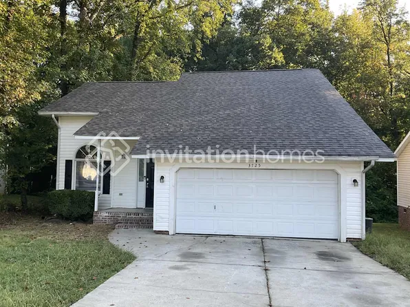 3725 Oakwood Rd, Charlotte, NC 28269