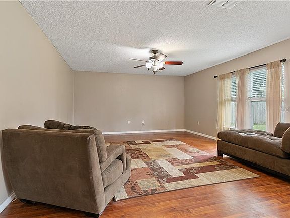 5th image of 71 Ramblewood Dr