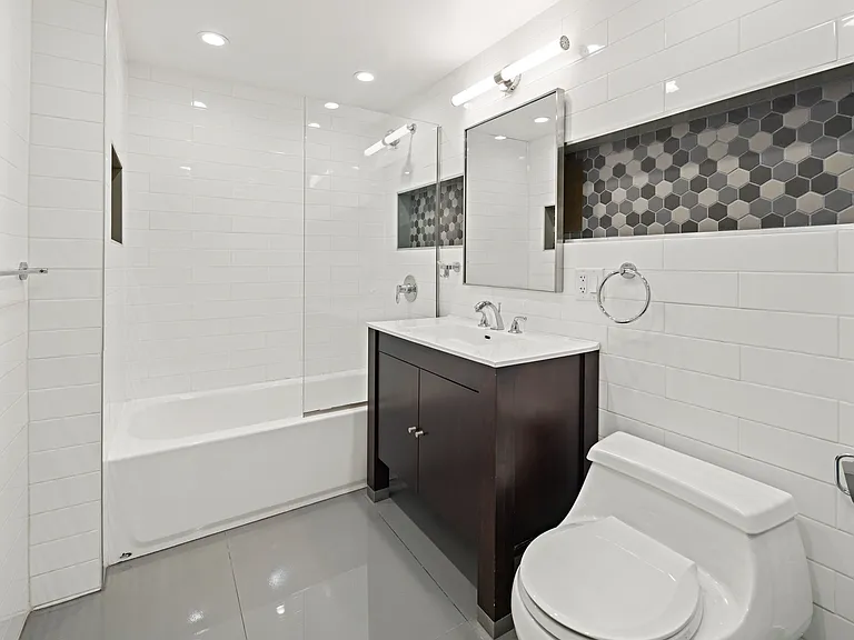 102 Ogden Ave #103 — Photo 26