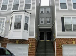 13649 Venturi Ln #182, Oak Hill, VA 20171