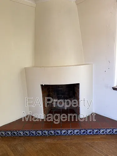 414 Pine St SE #3 Photo 1