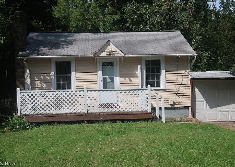 1st image of 36221 N Riverview Dr
