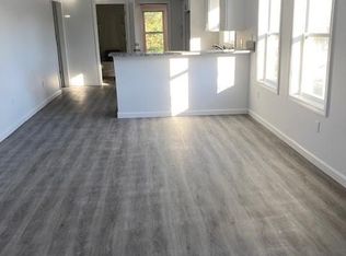 383 Academy Ave FLOOR 3, Providence, RI 02908