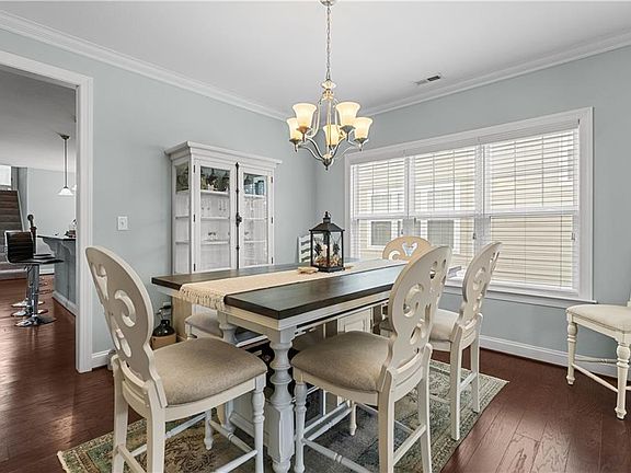 4th image of 3308 Patrick Henry Dr