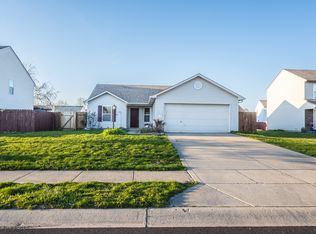 1696 Carlton Dr, Greenfield, IN