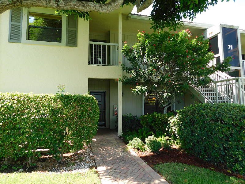 1st image of 71 Eastgate Dr APT A