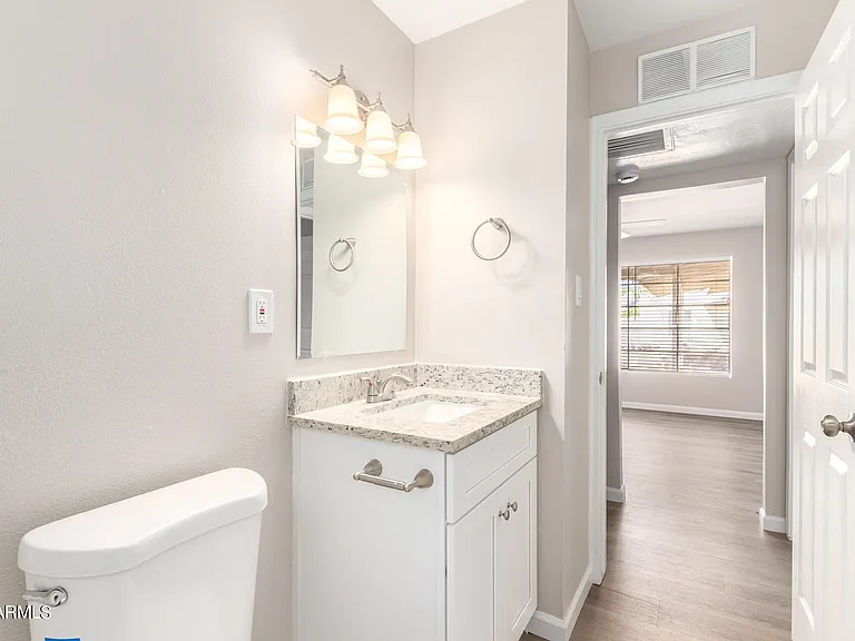 3646 E Glenrosa Ave #2 — Photo 10