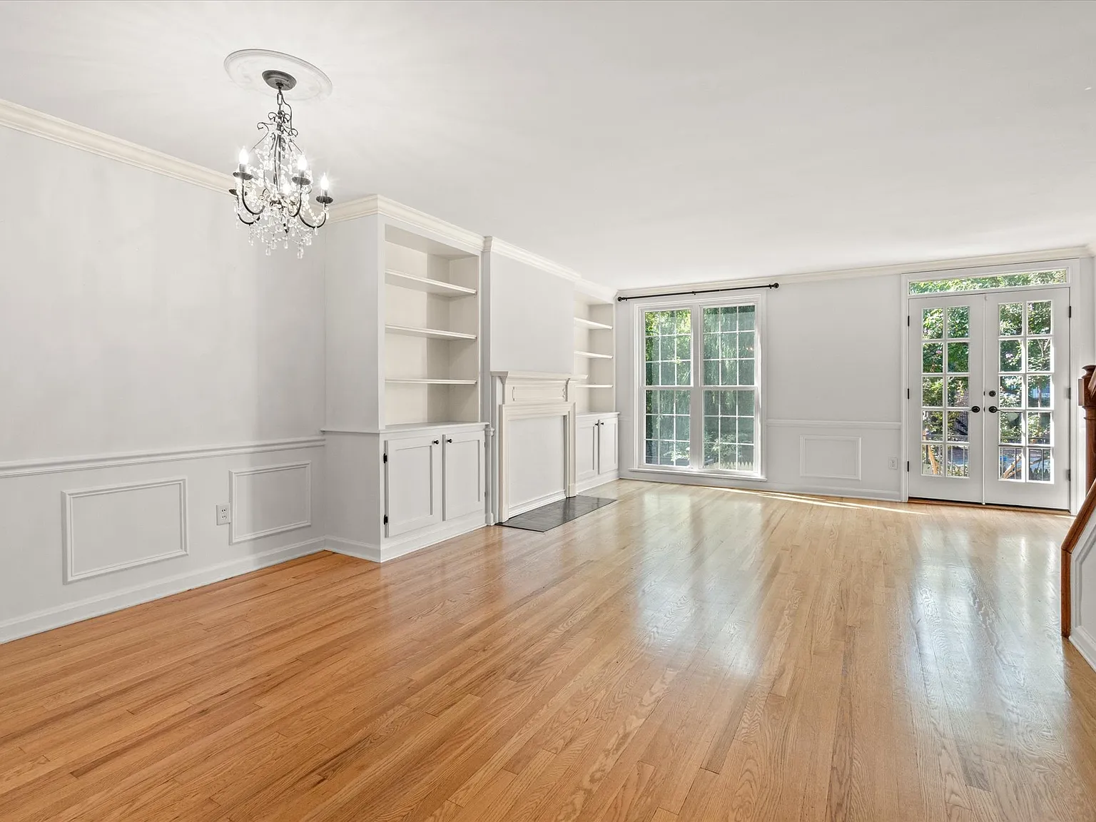 4 bed, 3.5 bath, 2171 sqft, $5,750 — Photo 3