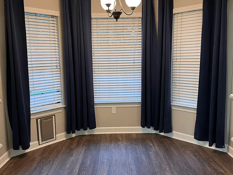 Breakfast nook