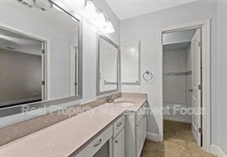 14722 Overview Dr — Photo 24