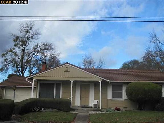 2nd image of 84 Margaret Dr