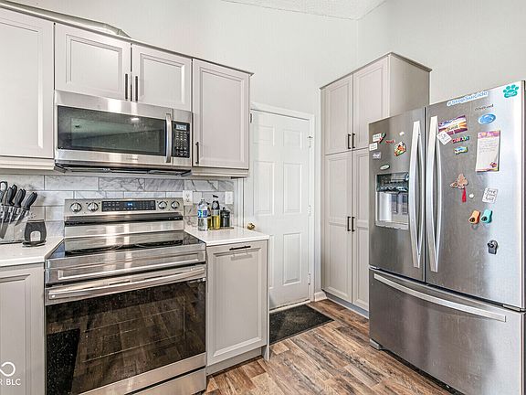5th image of 7312 Kimble Dr