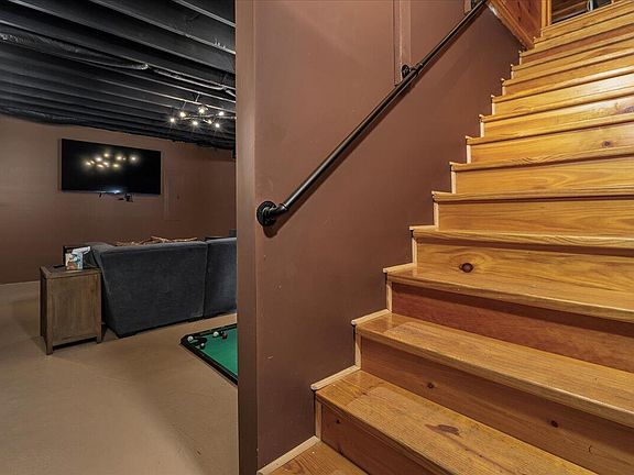 39th image of this home