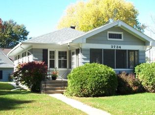 2734 Arlington Ave, Davenport, IA