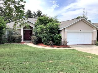 722 Meadow Park Dr, Minneola, FL 34715