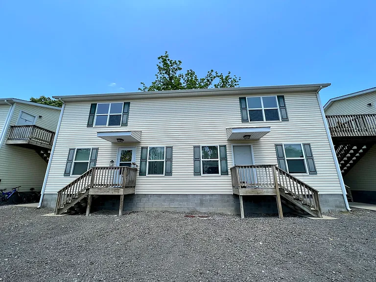 45 Private Road 15 S #B — Photo 1