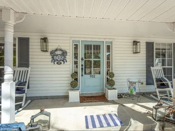 902 NW Avenue D, Carrabelle, FL 32322