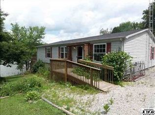 1376 Magnolia Pl, North Vernon, IN 47265