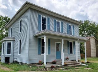 404 W Briggs Ave, Fairfield, IA 52556