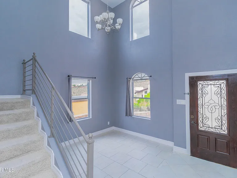 4744 Excalibur Dr — Photo 14