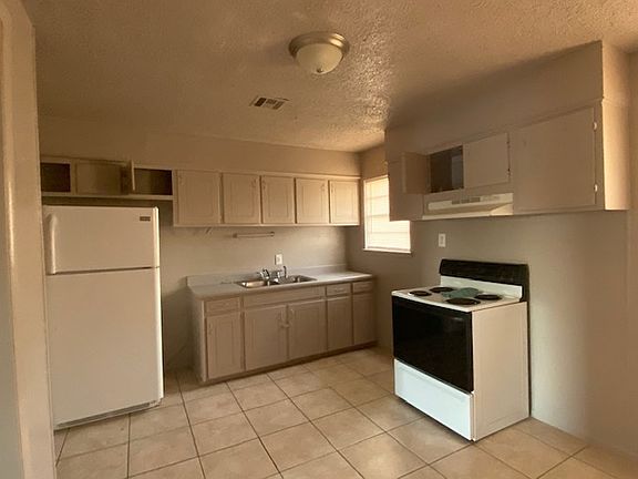 4th image of 1262 NW 57th St