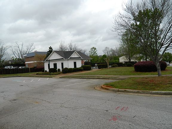 2nd image of 244 Coral Cir