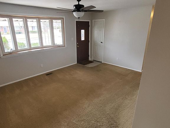 3rd image of 1869 Bordeaux Dr