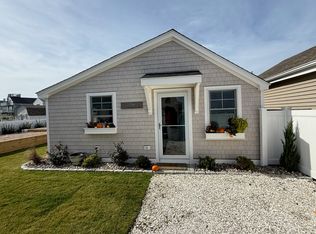 1178 Succotash Rd, Narragansett, RI 02879