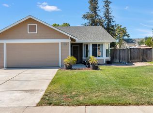 1859 E Summerfield Ct, Oakley, CA 94561