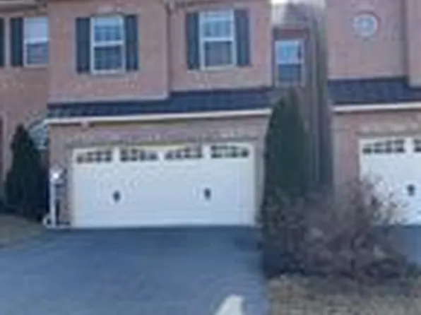 1453 Tarpan Ln S, Allentown, PA 18104