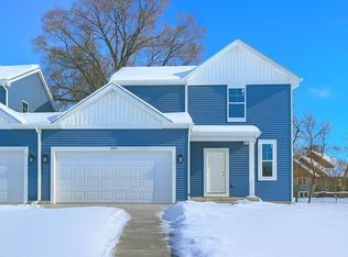 1591 Meadowview Ct, Whitewater, WI 53190