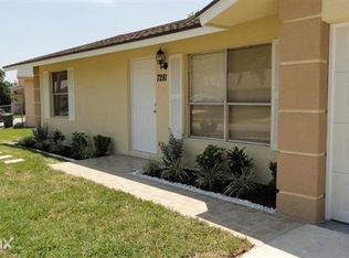 7281 Willow Springs Cir W, Boynton Beach, FL 33436