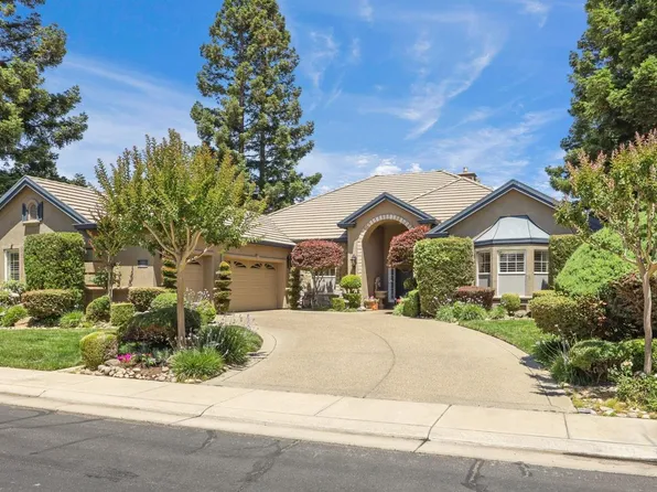 4803 Saint Andrews Dr, Stockton, CA 95219